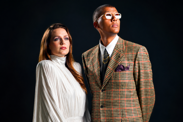 Tove Lo and Stromae official press photo for des fleurs single from ESTRUS album Pretty Swede Records Virgin Music Group 2026