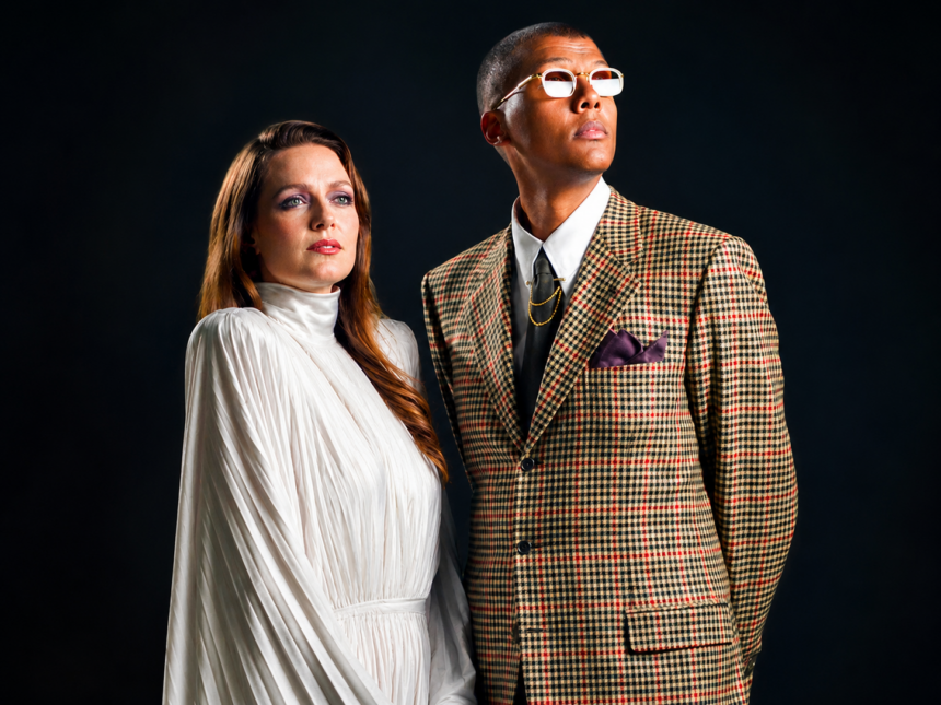 Tove Lo and Stromae official press photo for des fleurs single from ESTRUS album Pretty Swede Records Virgin Music Group 2026