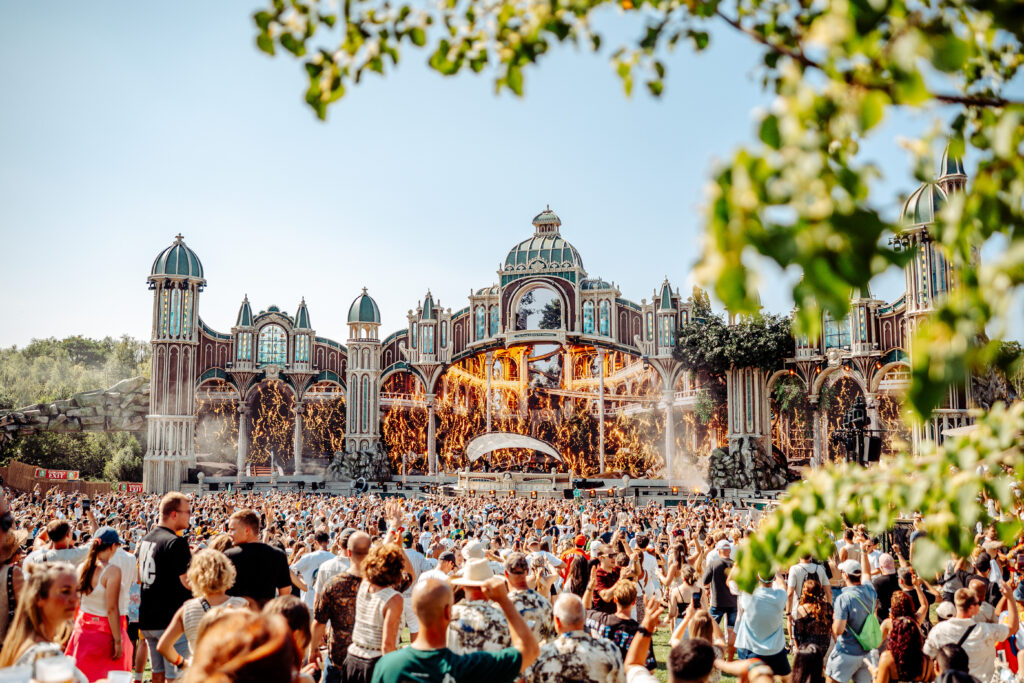 Tomorrowland 2026 Hits New Heights With 'Consciencia' Tomorrowland 2026 Hits New Heights With 'Consciencia'